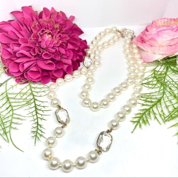 VINTAGE⚜️Faux Pearl & Crystal Gemstones Necklace - Picture 1 of 6